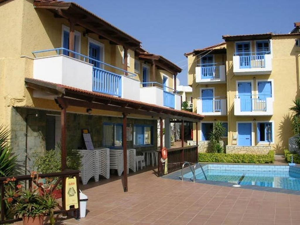 Mareva Hotel Apartments Hersonissos  Exterior photo