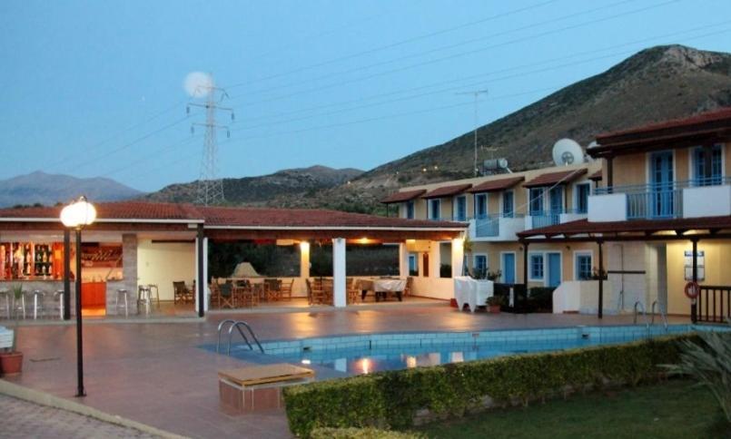 Mareva Hotel Apartments Hersonissos  Exterior photo