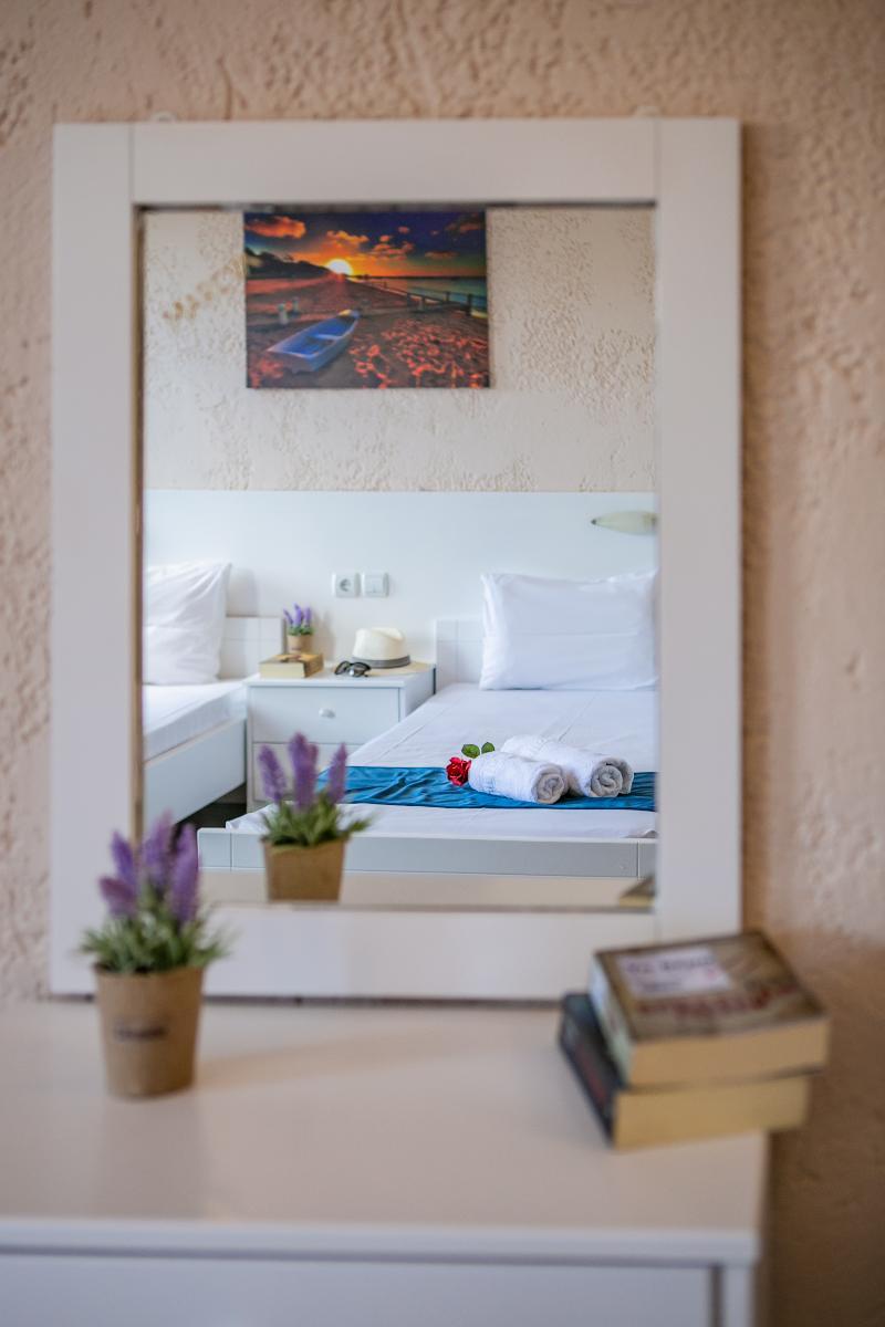 Mareva Hotel Apartments Hersonissos  Exterior photo